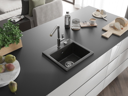 Mexen Milo évier en granit 1 bac avec robinet de cuisine Flora, noir/or métallique - 6505-75-670401-00