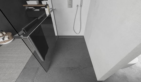 Paroi de douche avec étagère au style moderne